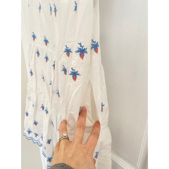 SEA NEW YORK Tuckernuck Cream Renee Embroidery Strawberry Scallop Mini Dress Sm - Picture 10 of 11